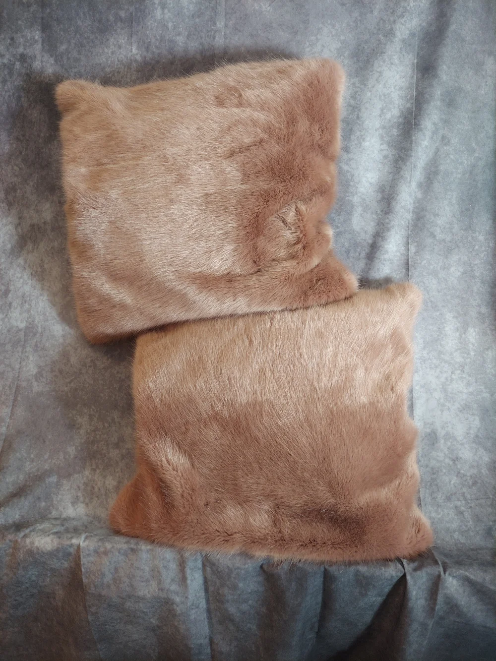 Set of 2 IKEA DOTIR Faux Fur Throw Pillow Covers & Inserts Mauve Rose 20x20